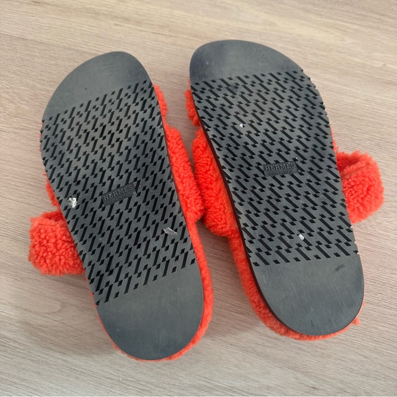 Hermes Orange Shearling Chypre Sandals Sz 40.5 - Picture 9 of 14